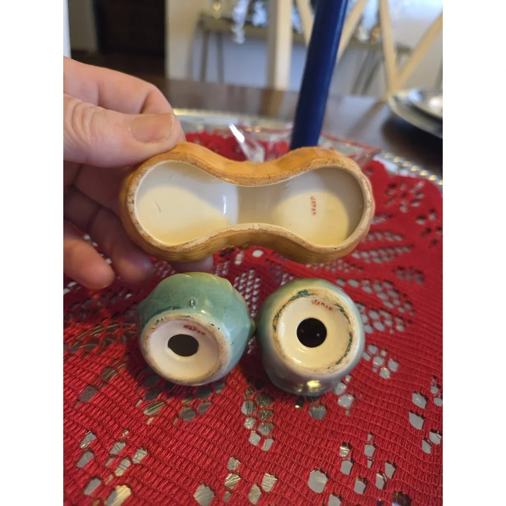 vintage Cabbage Head ceramic salt and pepper shakers In Basket